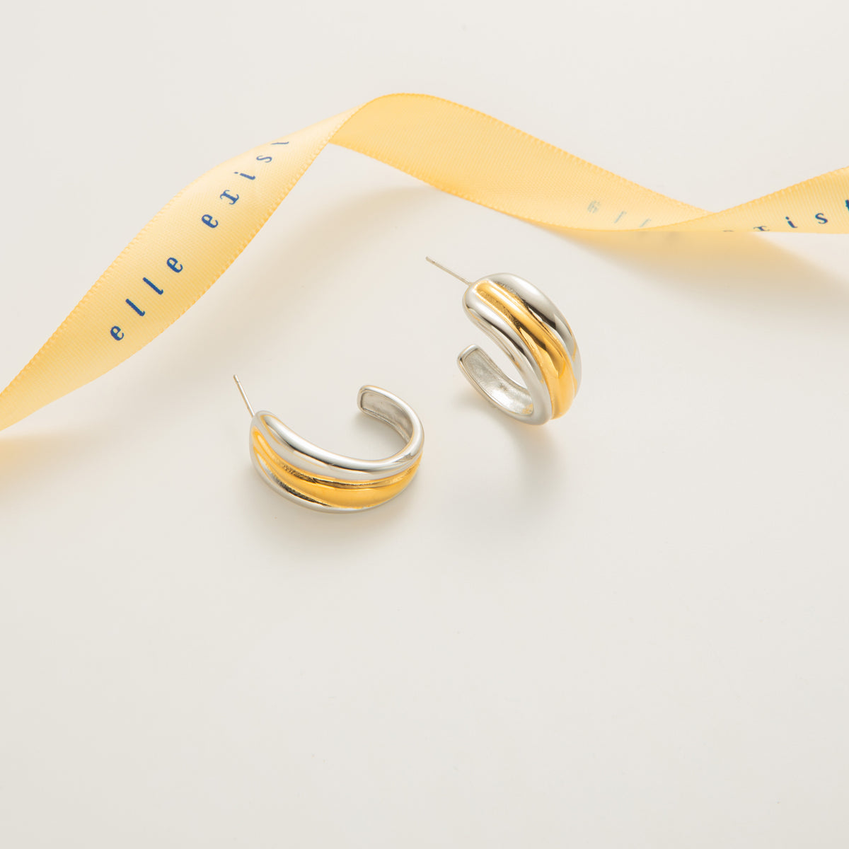 Dual-Tone Crescent
