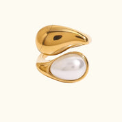 Lustrous Teardrop