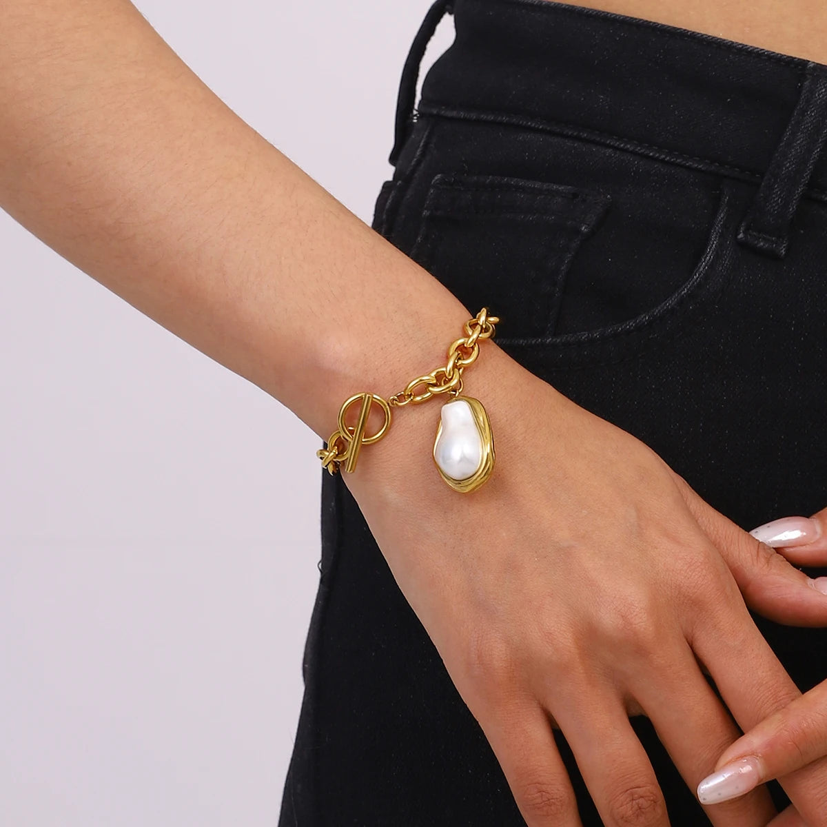 Oceana Charm