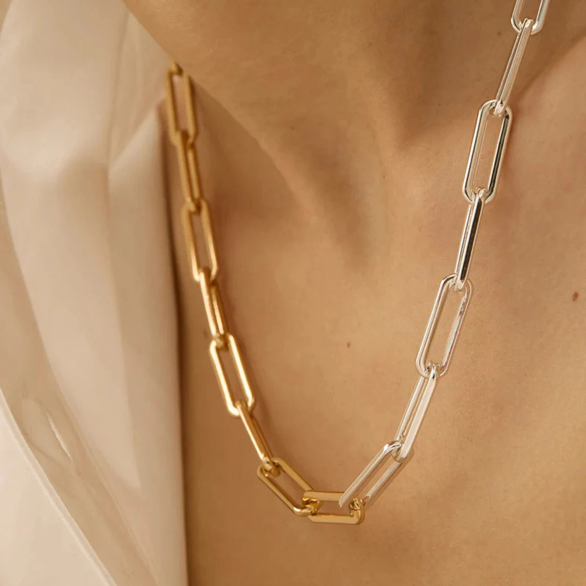 Dual-Tone Link Chain Choker